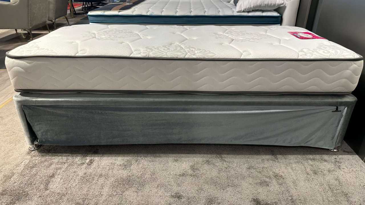 Baza Caprice Baby 90X200 Cu doua saltele, catifea verde - Promo BELLONA Paturi Tapitate SHOWROOM28CPYB600100014+27CAP00902000200