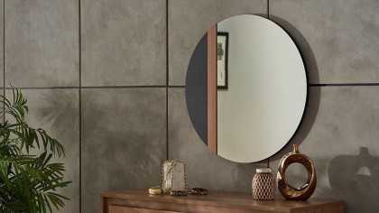 Set Dormitor Monaco, Sifonier 4 usi, Pat 160x200, culoare Nuc Set Dormitor MONACO4USI160x200