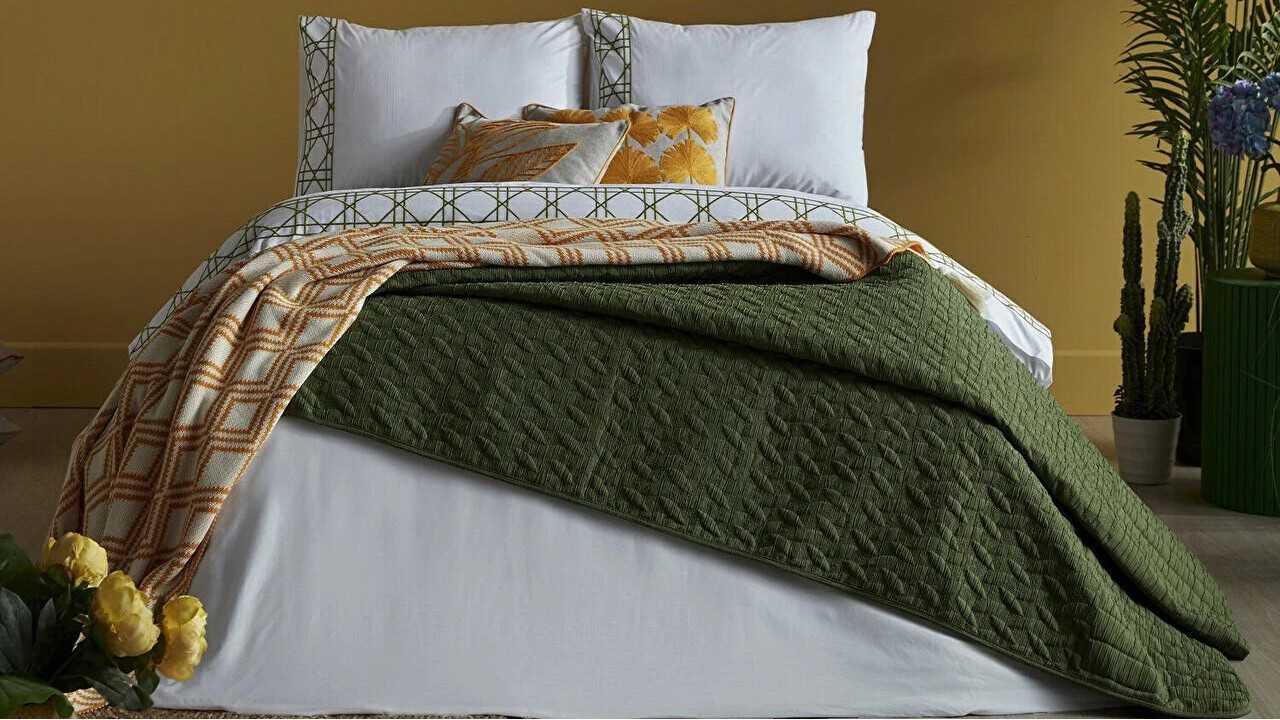Set Lenjerie de pat Double cu broderie Angel, Alb DOQU Lenjerie de pat Set Lenjerie de pat Double cu broderie Angel, Alb DOQU Lenjerie de pat