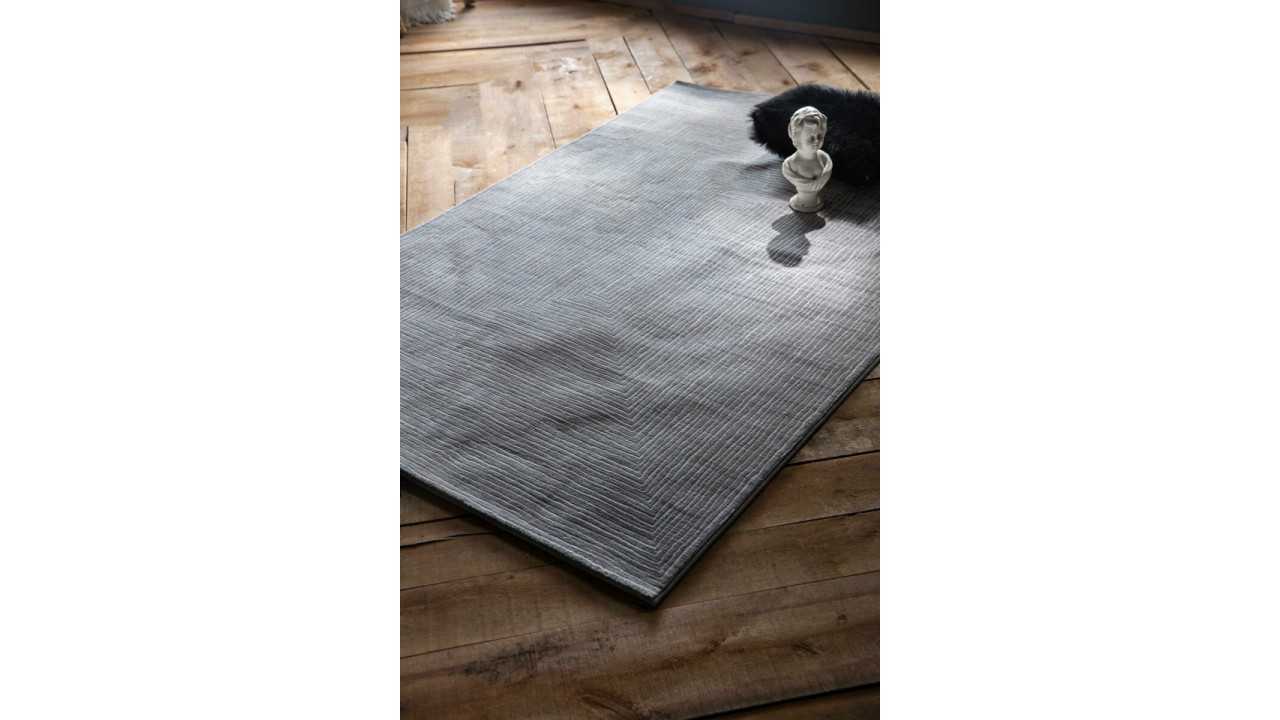 Covor Platinum 9665 Gri 150x230CM GUMUSSUYU Seria Platinum 286PLT09665A2GRI00 Covor Platinum 9665 Gri 150x230CM GUMUSSUYU Seria Platinum 286PLT09665A2GRI00