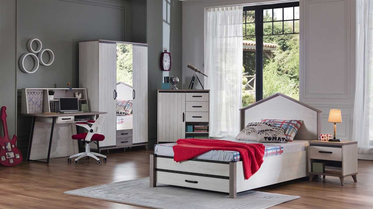Pat Tineret Montes BELLONA Pat Tineret